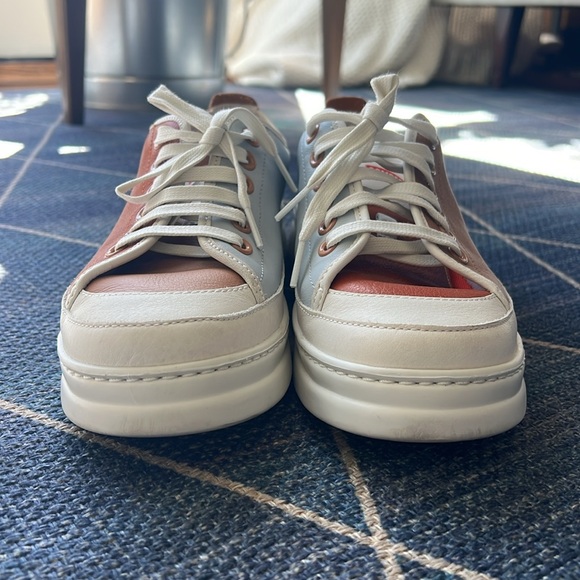 Camper Runner Up Twins 41 - Picture 10 of 10